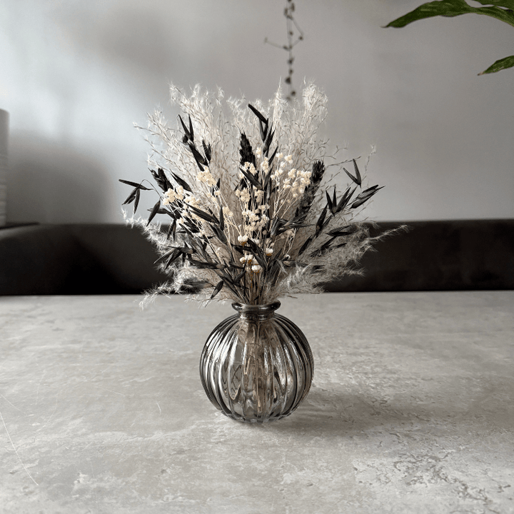 Wilma Dried Flower Arrangement In Grey, Black & White - Pampas Tallo